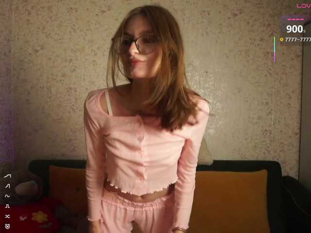AsyaStar live cam on BongaCams