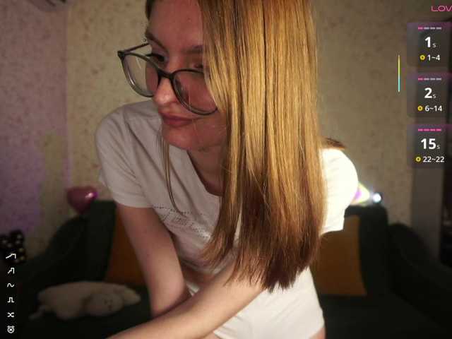 AsyaStar live cam on BongaCams