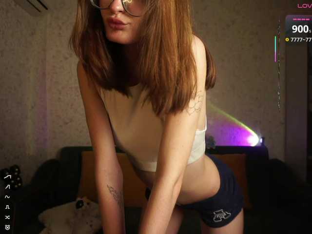 AsyaStar live cam on BongaCams