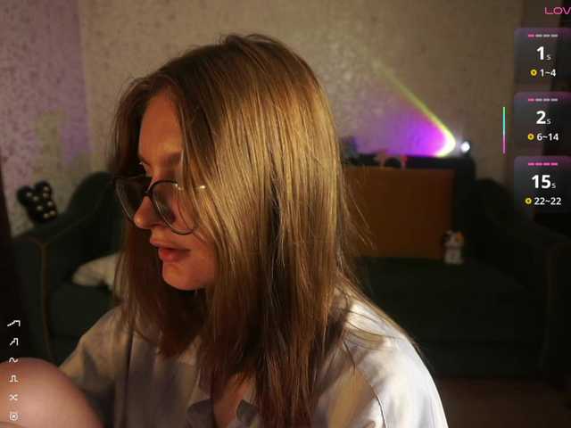 AsyaStar live cam on BongaCams