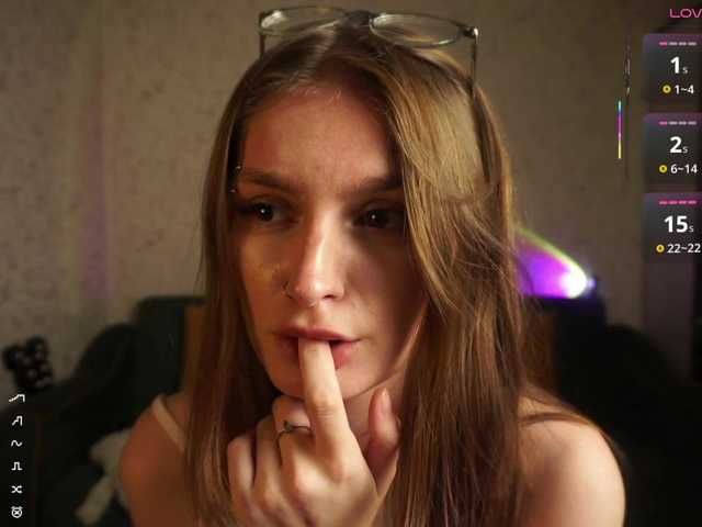 AsyaStar live cam on BongaCams