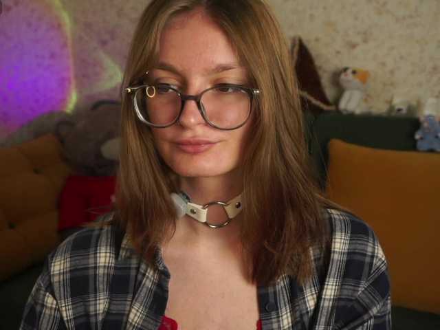 AsyaStar live cam on BongaCams
