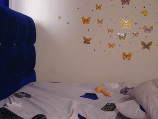 KittyTemptation Porn Show