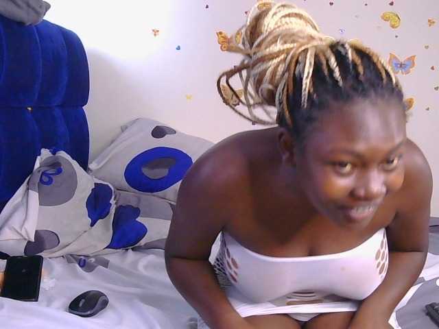 KittyTemptation live cam on BongaCams