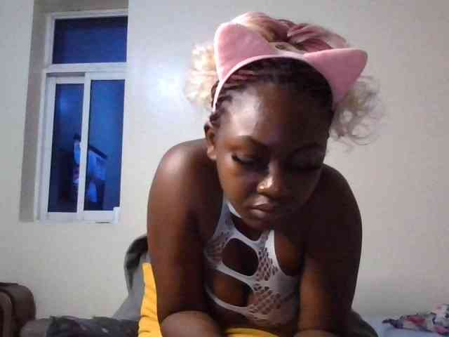 KittyTemptation webcam
