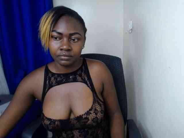 KittyTemptation Live Webcam on BongaCams