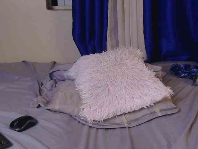 KittyTemptation webcam