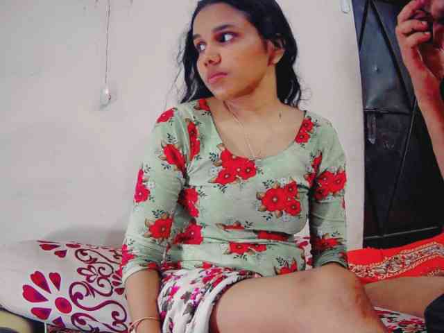 Loveuoy28k1 webcam