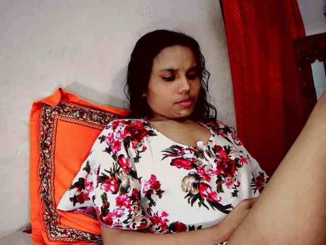 Loveuoy28k1 webcam