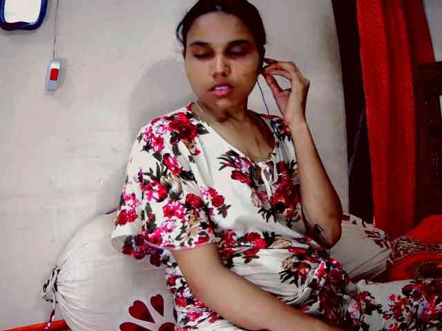 Loveuoy28k1 webcam