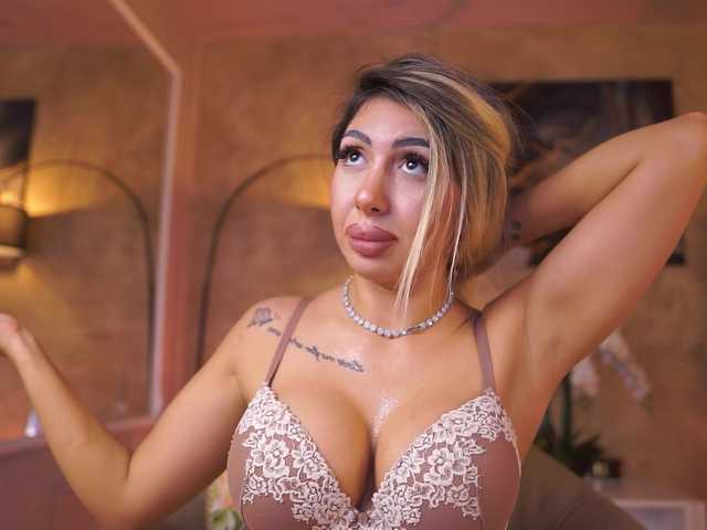 lucyyrosse live sex