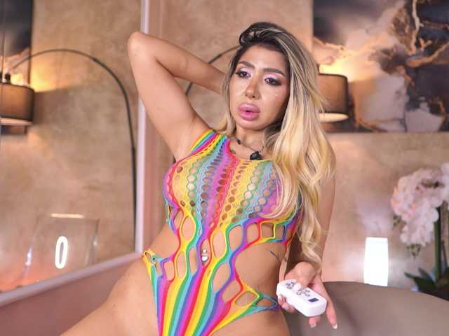 lucyyrosse live sex