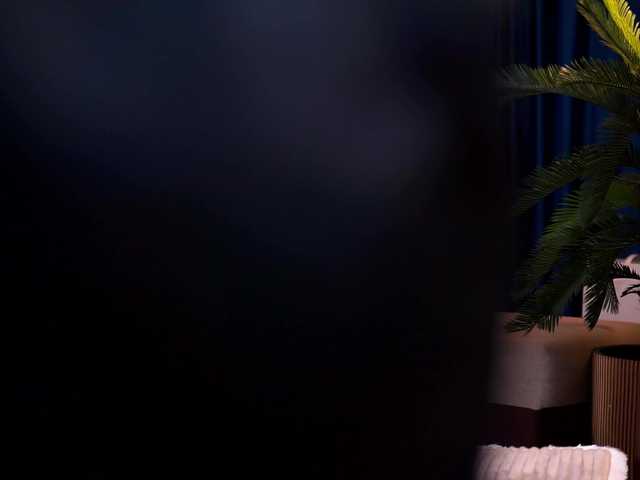 LucyyRosse live webcam show