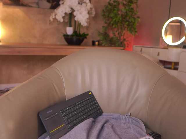 lucyyrosse live sex show