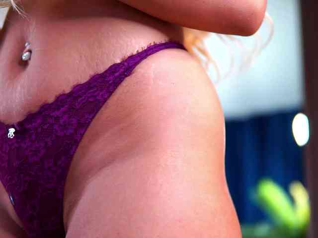 LucyyRosse webcam