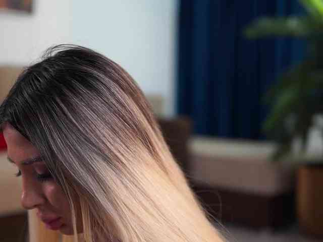 LucyyRosse webcam