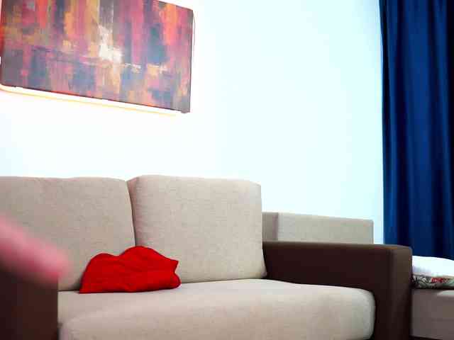 LucyyRosse webcam
