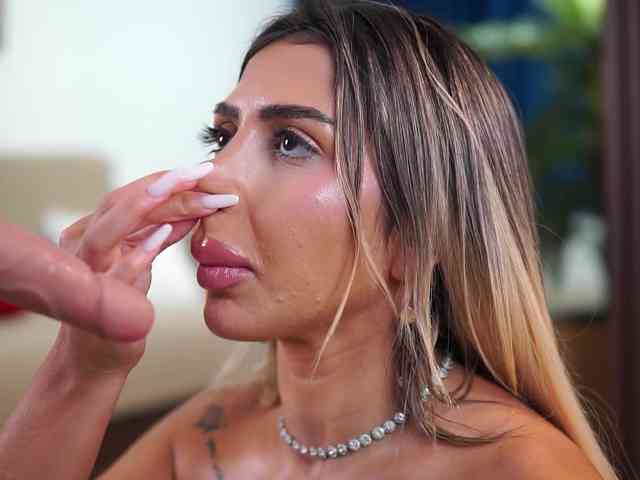LucyyRosse LucyyRosse