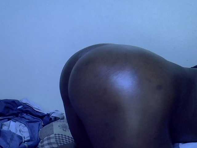 sweetellena1 live cam on BongaCams