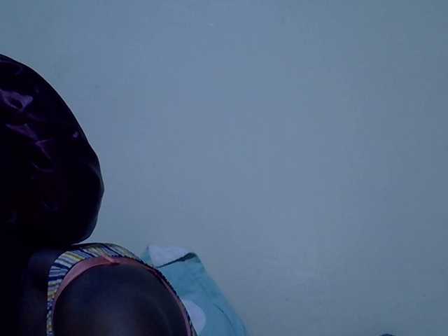 sweetellena1 live cam on BongaCams