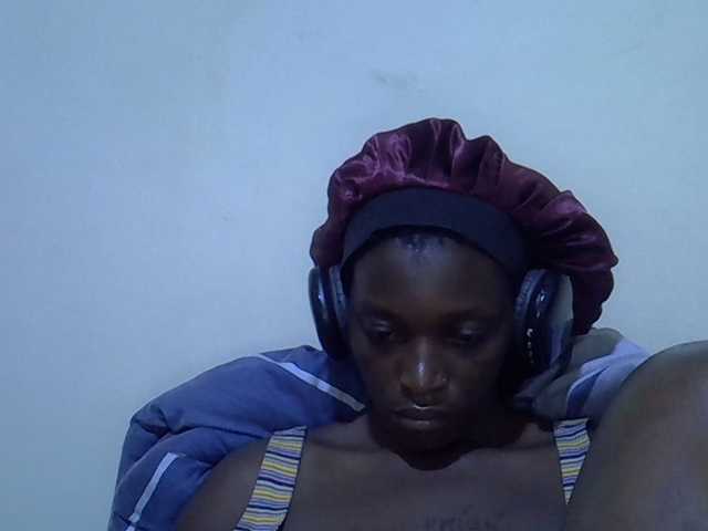 sweetellena1 live cam on BongaCams