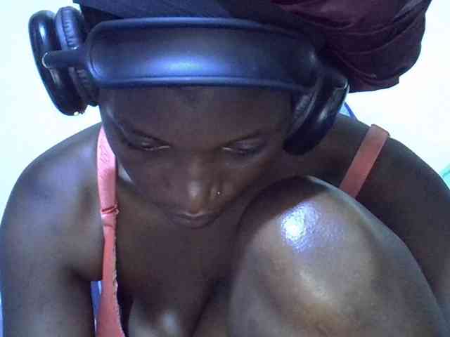 sweetellena1 webcam