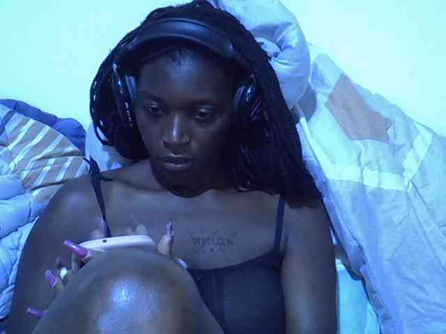 sweetellena1 webcam