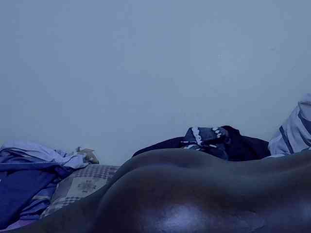 sweetellena1's live room