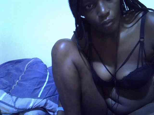 sweetellena1 Live Webcam on BongaCams