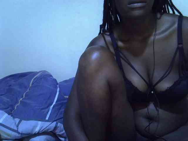 sweetellena1 Live Webcam on BongaCams