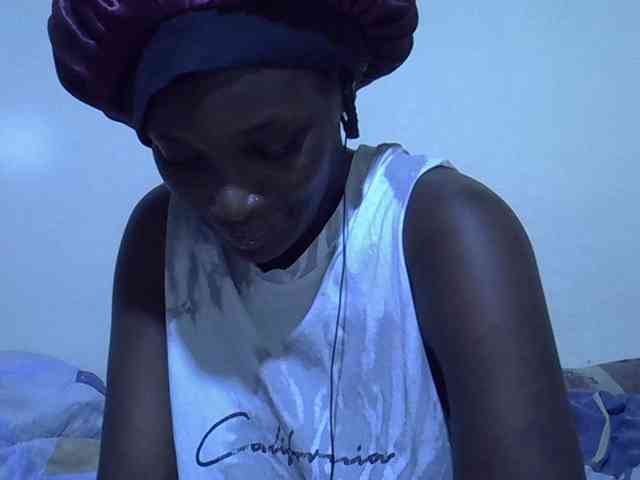 sweetellena1 Live Webcam on BongaCams