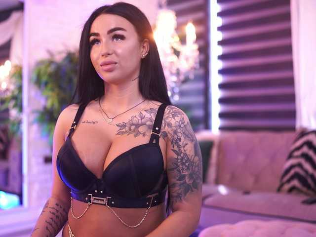 CelesteNyx live cam on BongaCams