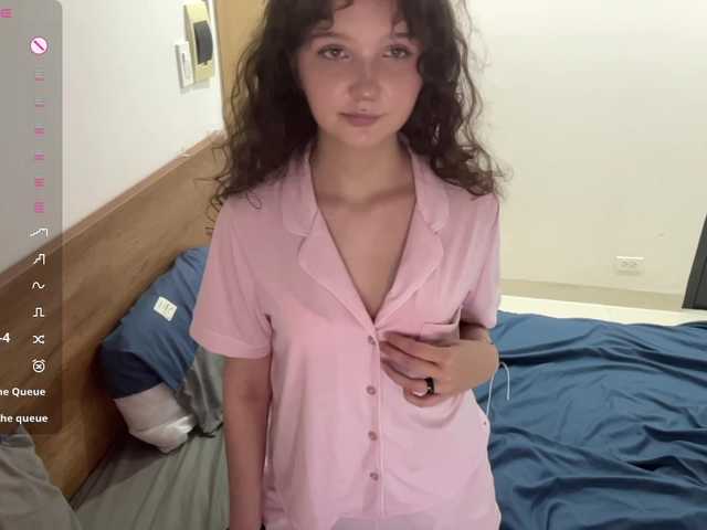 ElaWish live cam on BongaCams