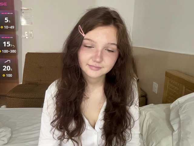 ElaWish live cam on BongaCams