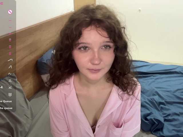 ElaWish live cam on BongaCams
