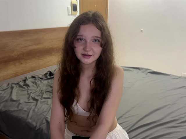 ElaWish live cam on BongaCams