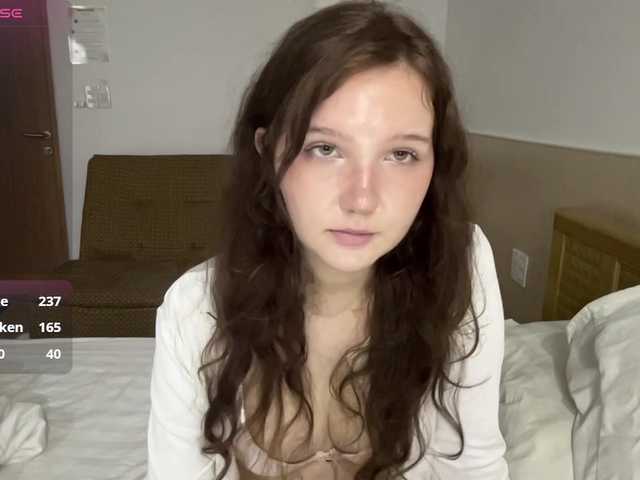 ElaWish live cam on BongaCams