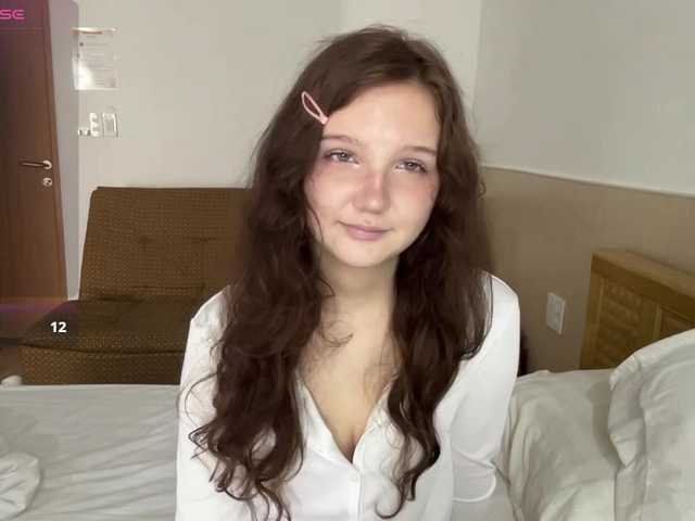 ElaWish live cam on BongaCams