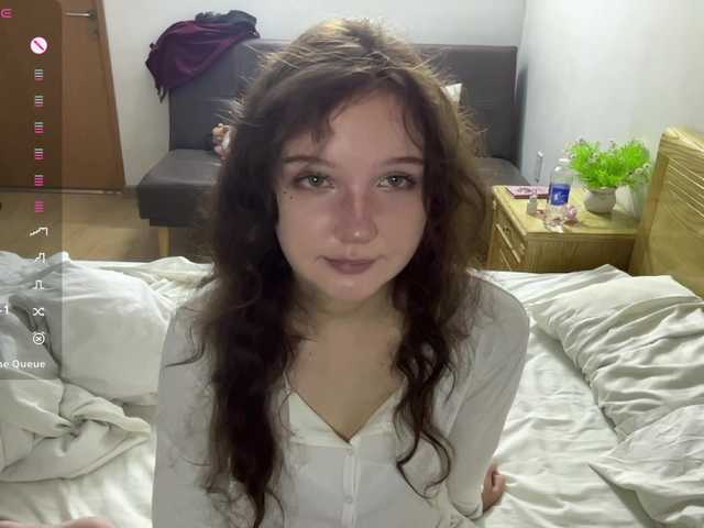 ElaWish live cam on BongaCams