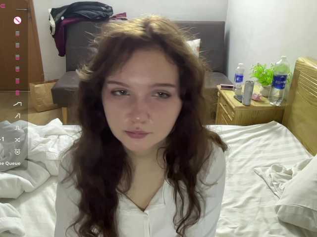 ElaWish live cam on BongaCams