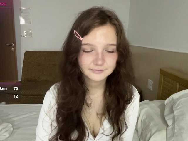 ElaWish live cam on BongaCams