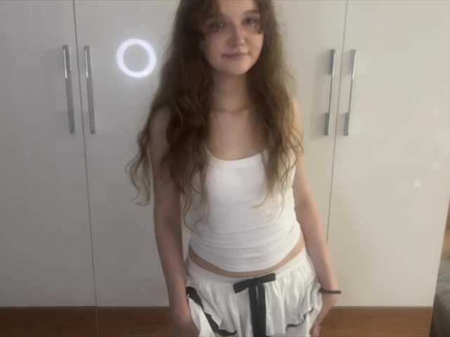 ElaWish live cam on BongaCams