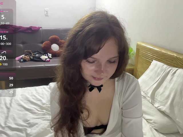 ElaWish live cam on BongaCams
