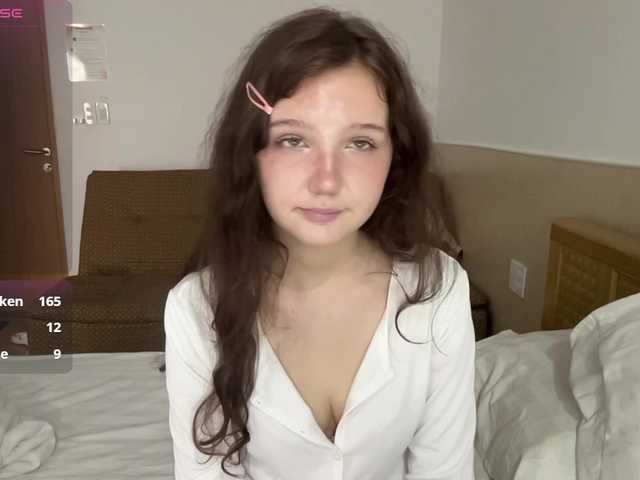 ElaWish live cam on BongaCams