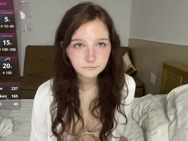 ElaWish live cam on BongaCams