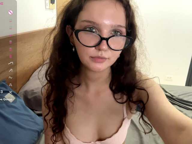 ElaWish live cam on BongaCams
