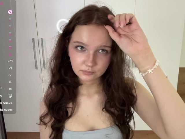 ElaWish live cam on BongaCams