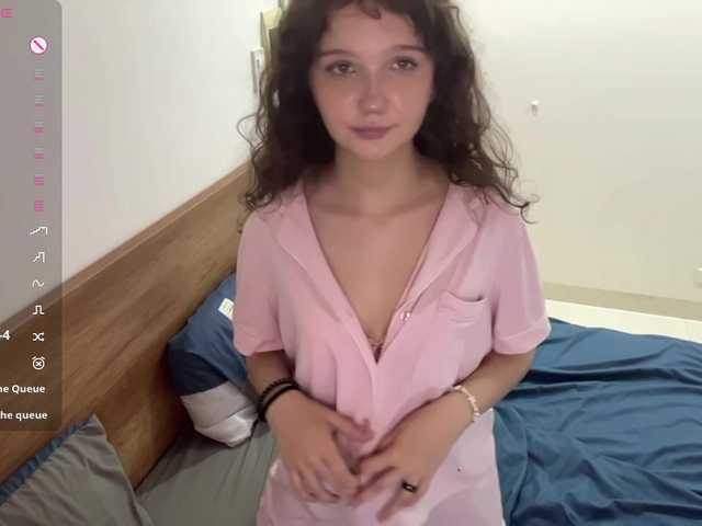 ElaWish live cam on BongaCams