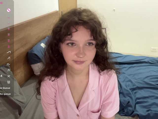 ElaWish live cam on BongaCams