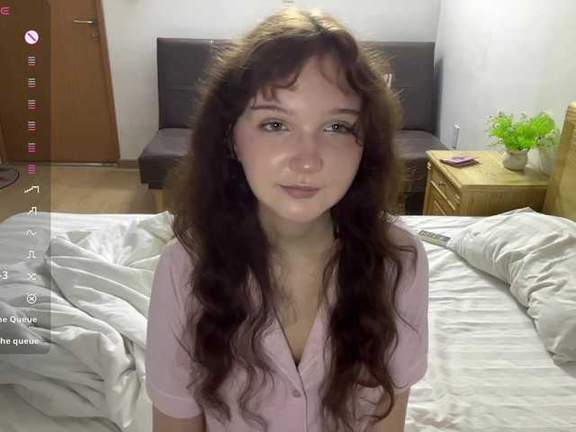 ElaWish live cam on BongaCams